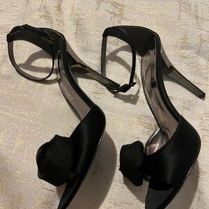 Elegant Black Stilettos with Floral Accent